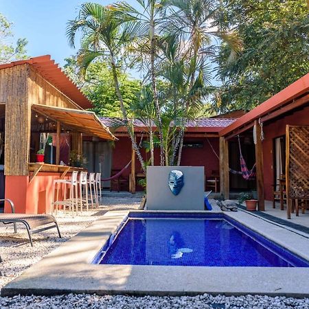 Hotel Mahayana Tamarindo Exterior photo