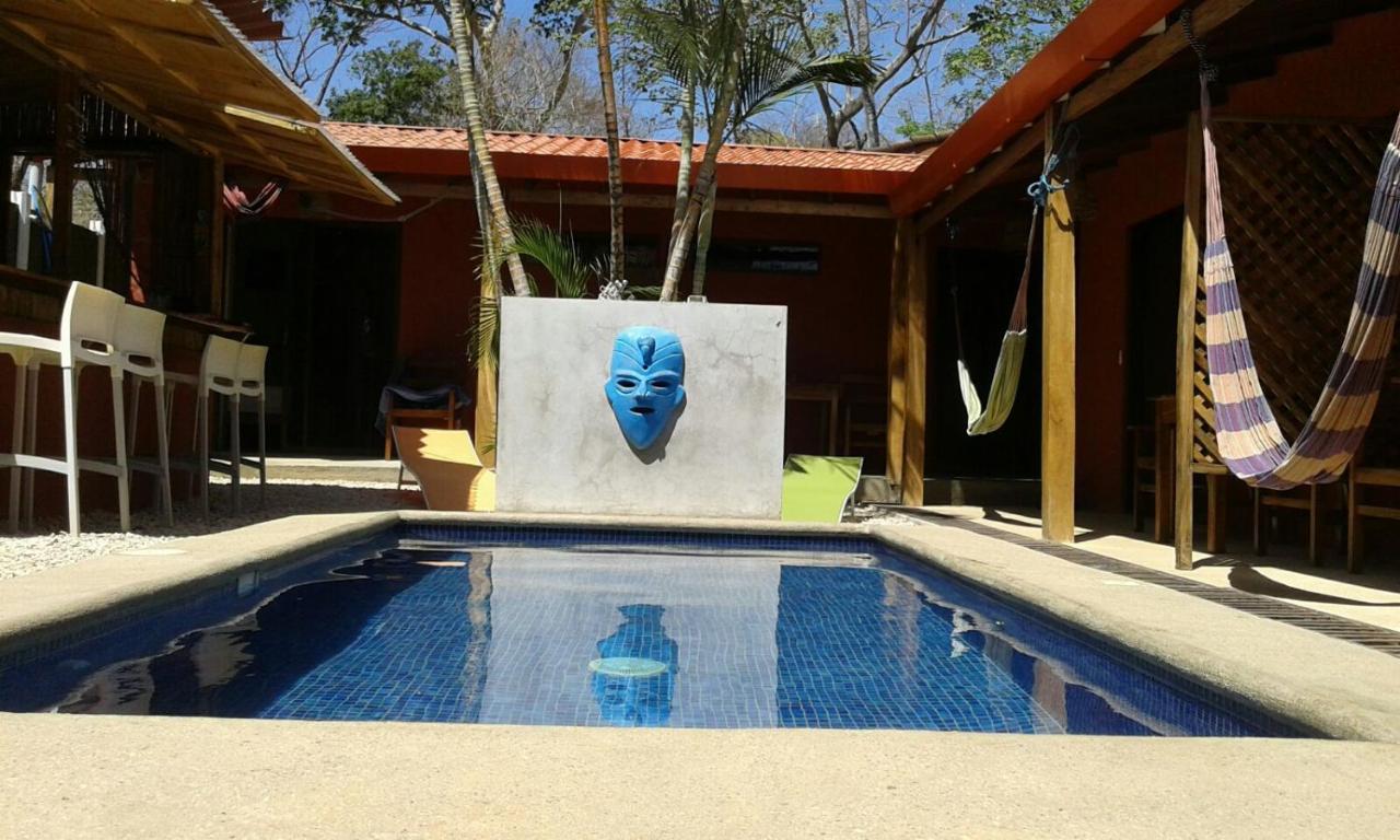 Hotel Mahayana Tamarindo Exterior photo