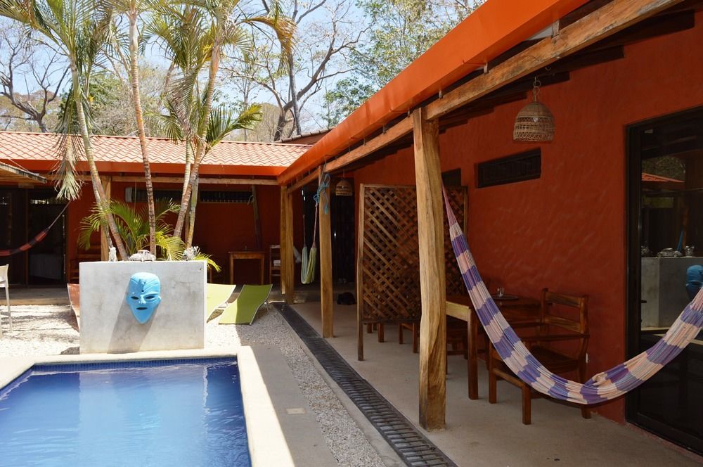 Hotel Mahayana Tamarindo Exterior photo